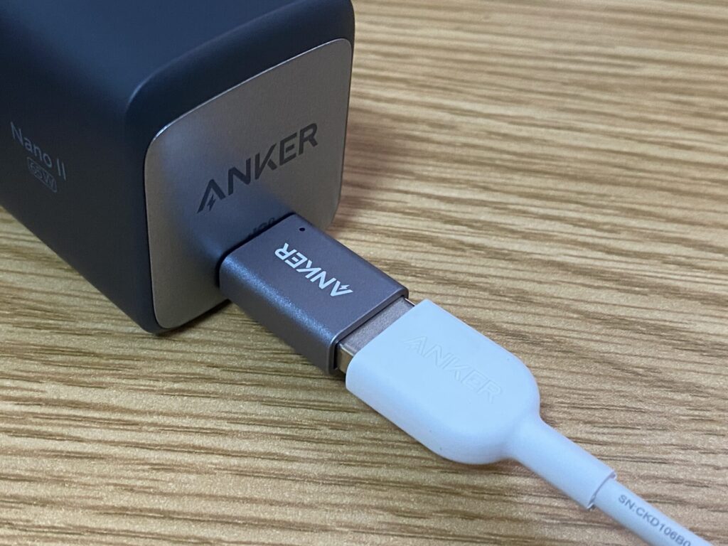 「Anker USB-C & USB-A 変換アダプタ (USB3.0対応) 」があればUSB-Cのデバイスにも対応できる