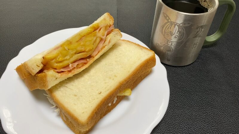 業務スーパーの冷凍ポテトを使ったホットサンド(ポテトサンド)