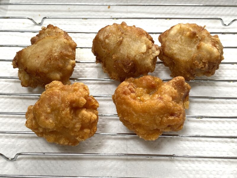 ドンキホーテの唐揚げ＆業務スーパーの唐揚げの比較（揚げたての状態）