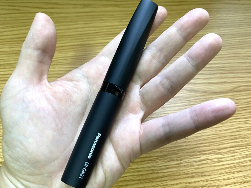 Panasonicのエチケットカッター（鼻毛カッター）エネループで稼働します。