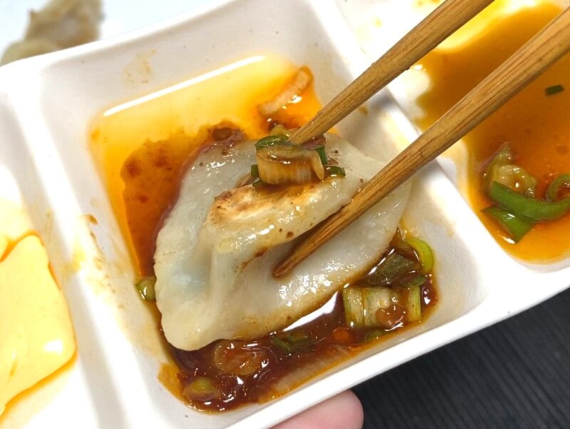 業務スーパー 美味しい海老餃子 焼き餃子 豆板醤タレ ピリ辛 相性