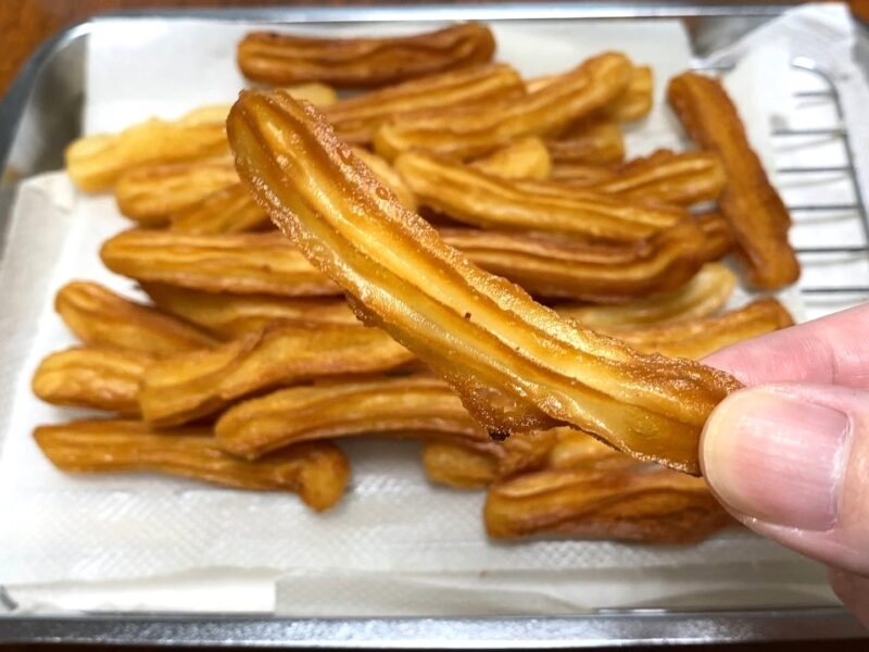 業務スーパーのチュロス　軽い味わい